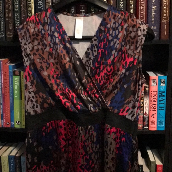 Faux Wraparound Dress - Picture 4 of 5